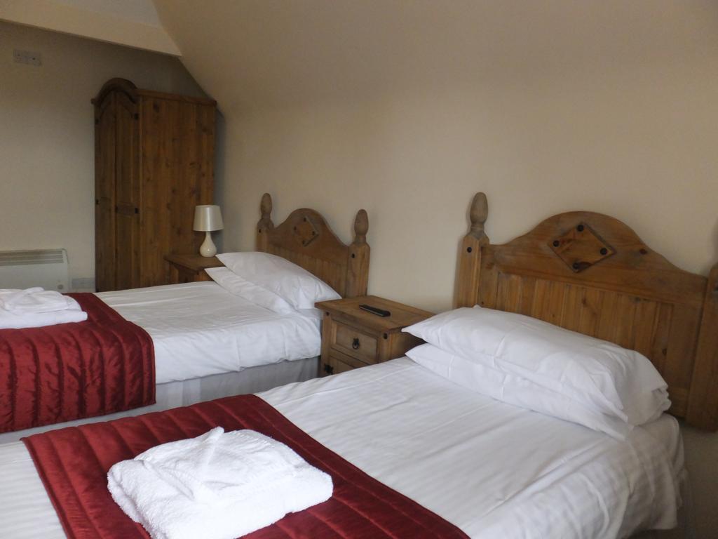 Novar Arms Hotel Evanton Zewnętrze zdjęcie
